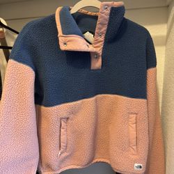 North Face Colorblock Sherpa Pullover – XS/S