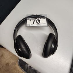 Headphones 🎧