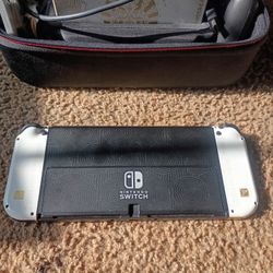 Zelda Nintendo Switch OLED And Accessories 