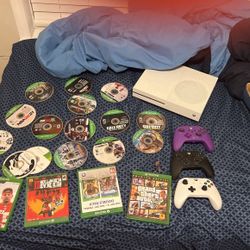 Xbox Series S With 3 Controllers,10+games 