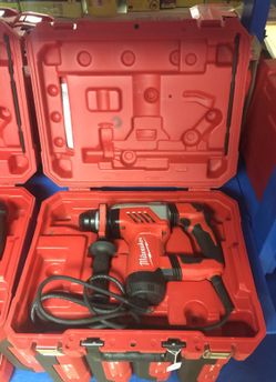 Milwaukee 1-1/8 rotary hammer kit