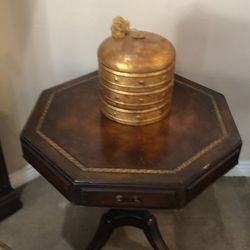 Beautiful Gold Table Ornament