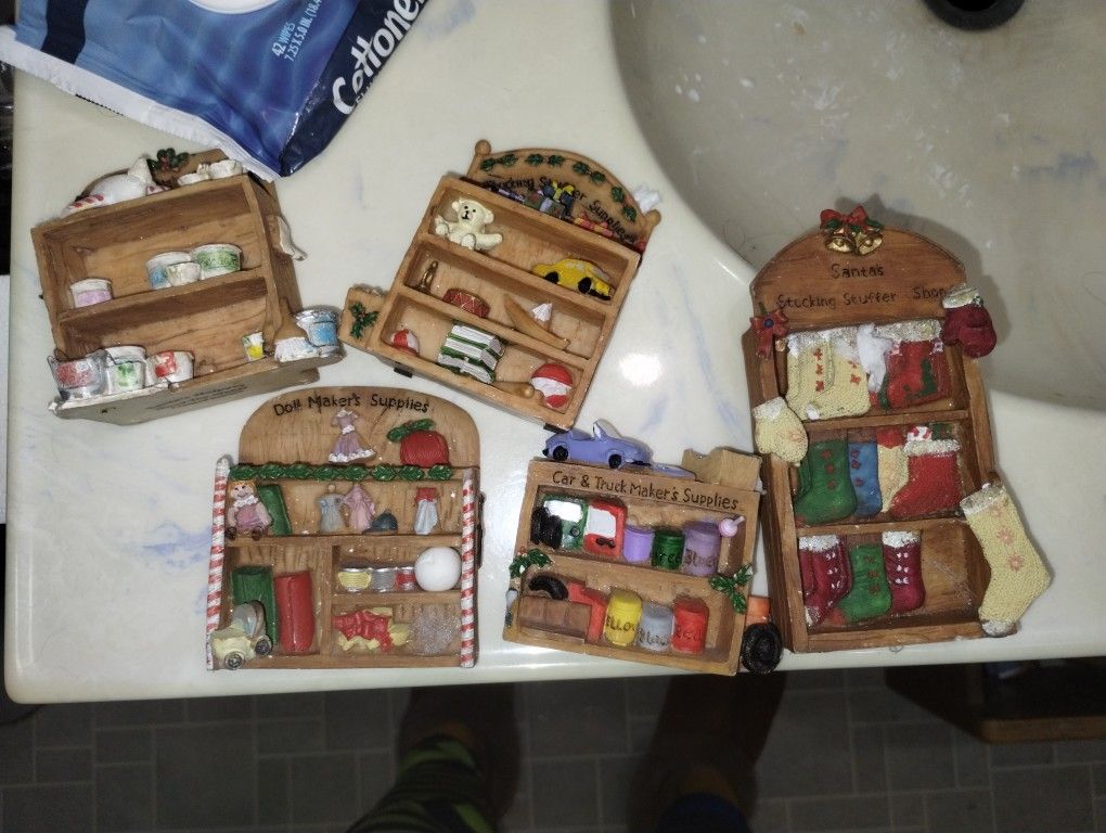 Santa Toy Shop Set