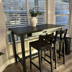 BLACK BAR TABLE
