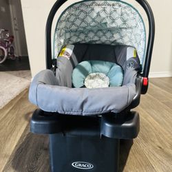Infant Car seat with base - Graco