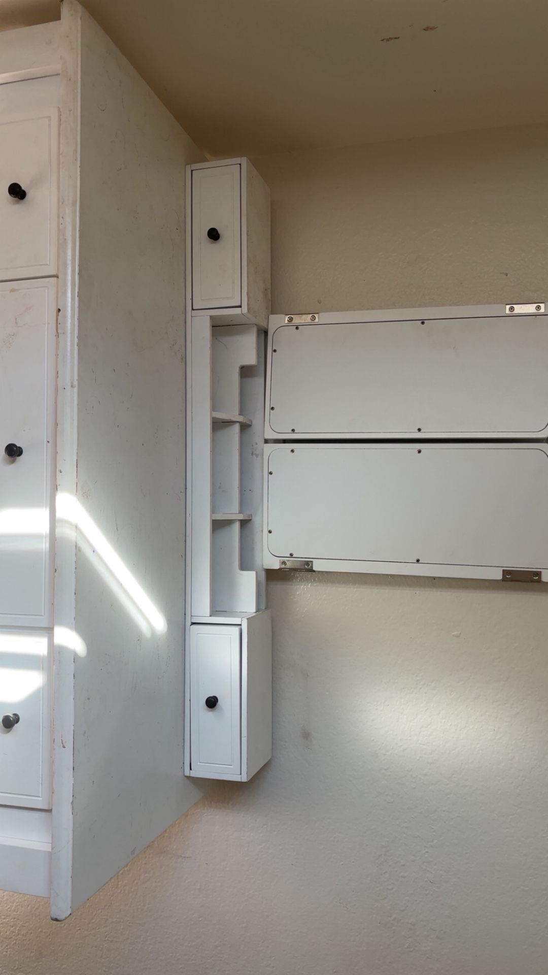 VANITY! PICK UP ONLY!