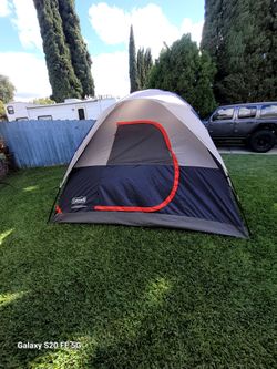 Large Coleman Diamond Peak Dome Tent 10' x 10' x 76"H, EX CONDITION
