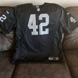 Eric Turner Oakland Raiders Nike Jersey XL. Jersey is New with no tags.