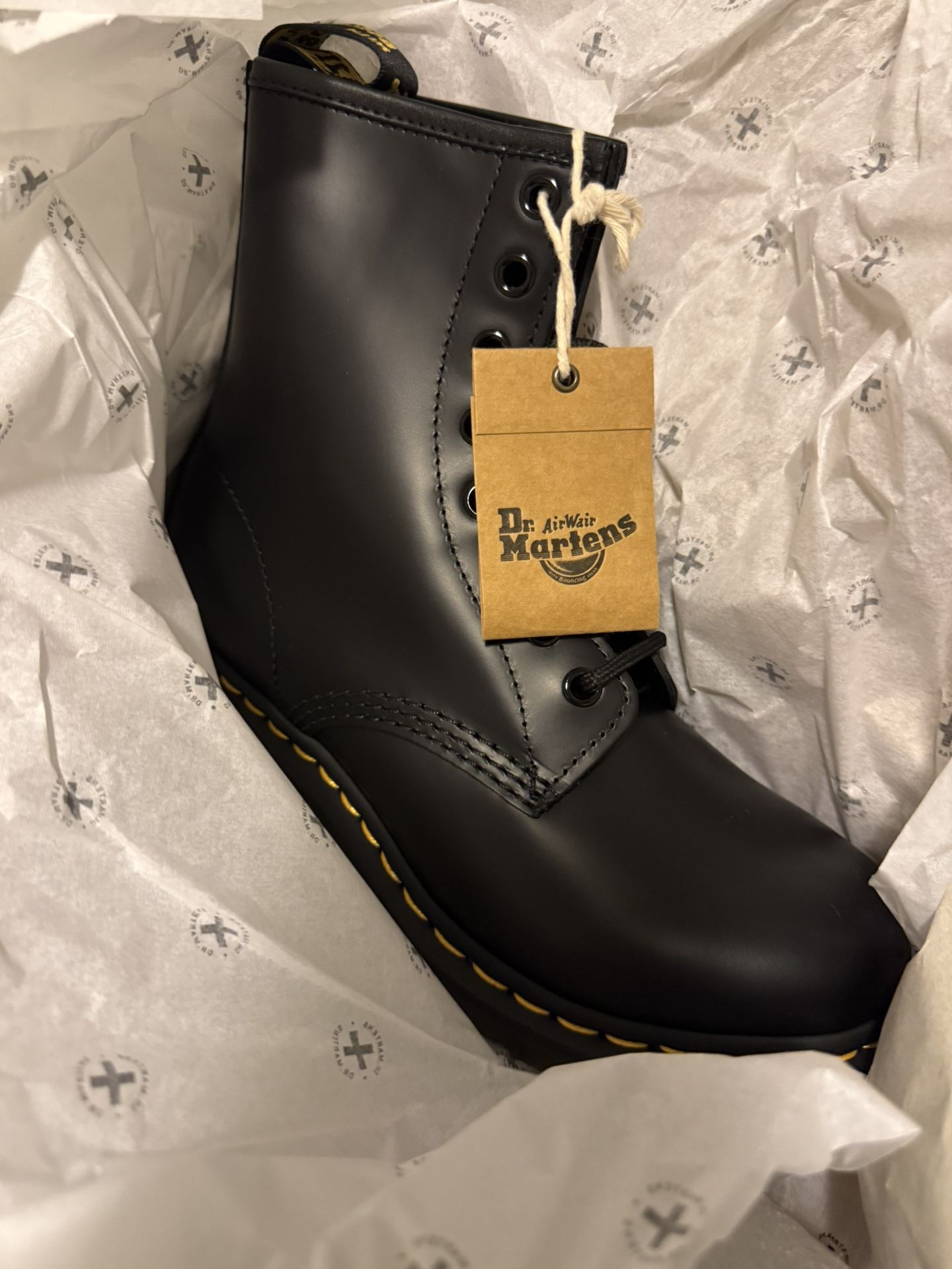 Dr. Martens Brand New Sz7 Boots