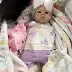 Baby Doll-life Like Doll Realistic/silicone With All You See 