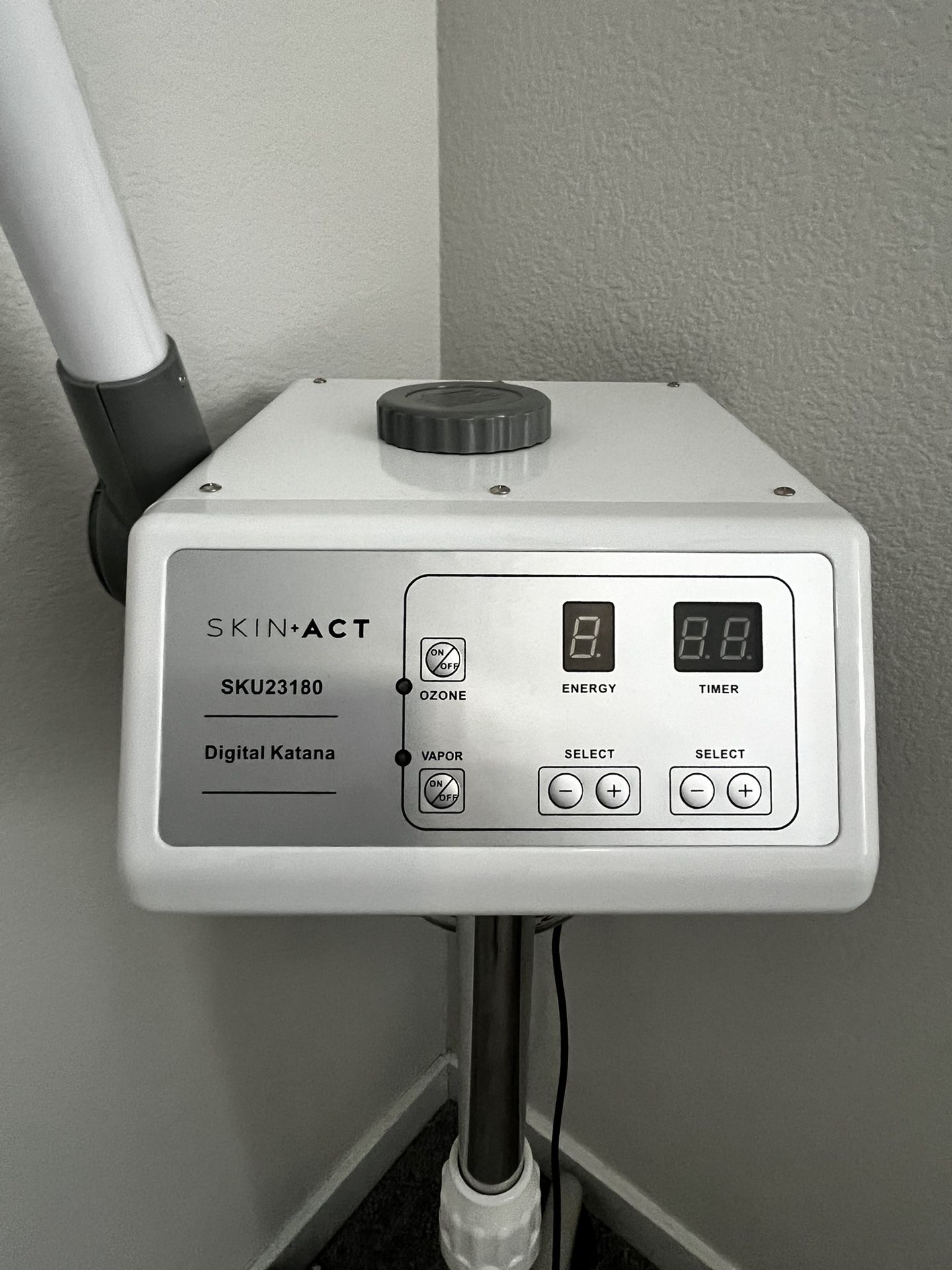 Skin Act Steamer