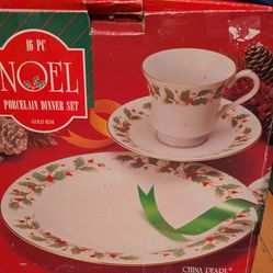 Vintage China Pearl  Christmas China Full Set New In Boxes
