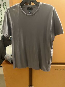 Forever 21 Gray Short Sleeve Crewneck Tee