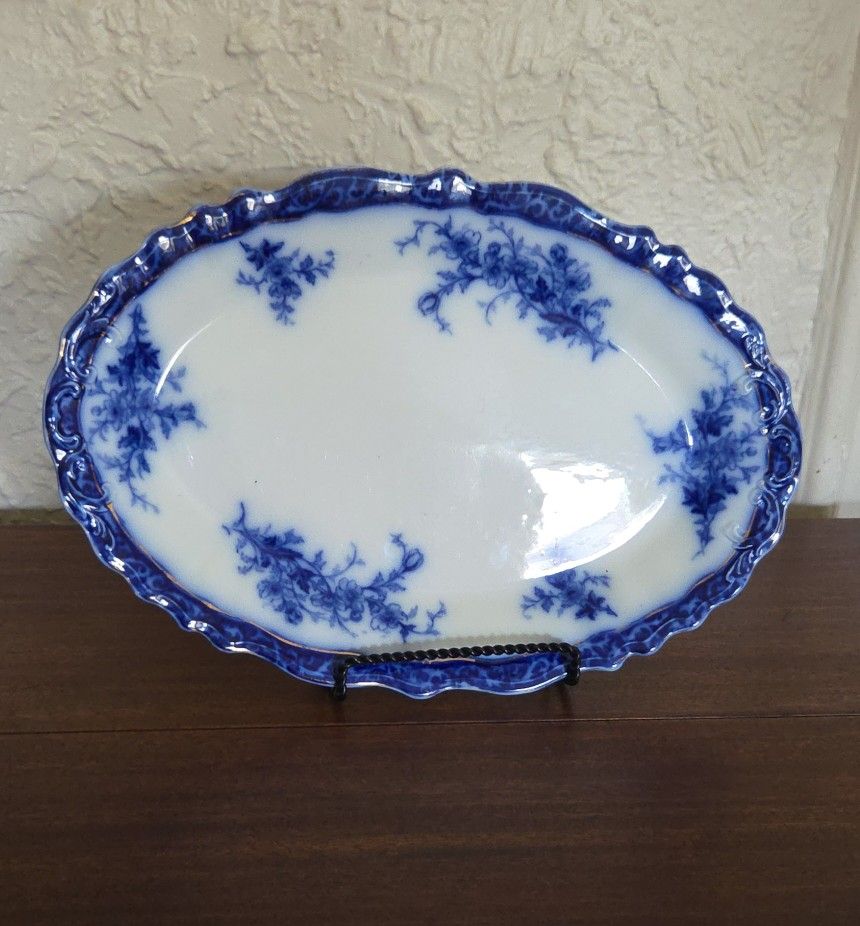 Large Flow Blue Platter. 14" x 10", Has Small Chip On The Back.
