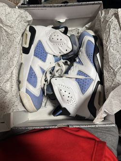 Jordan Retro 6 UNC