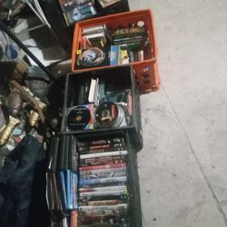 Huge Large Lot Of Movies DVDs & Some VHS 100s (500 Maybe) 6 For $1 Or Best Offer For Multiple Great Deal!!