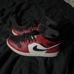 Air Jordan 1 Mid