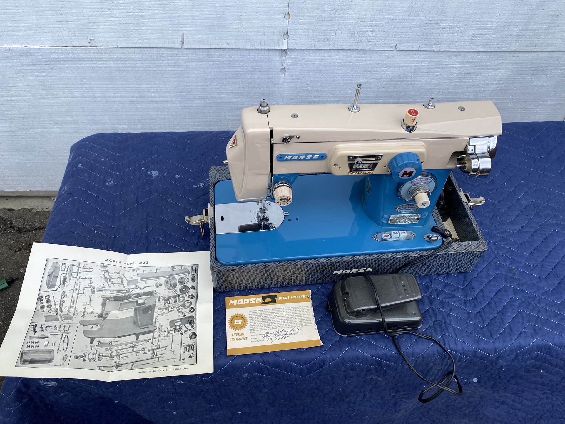 Morse Zig-Zag Sewing Machine