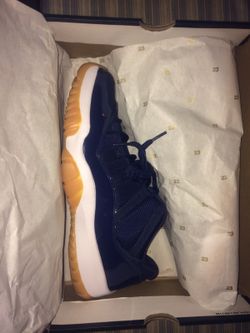 Jordan 11s "midnight blue"