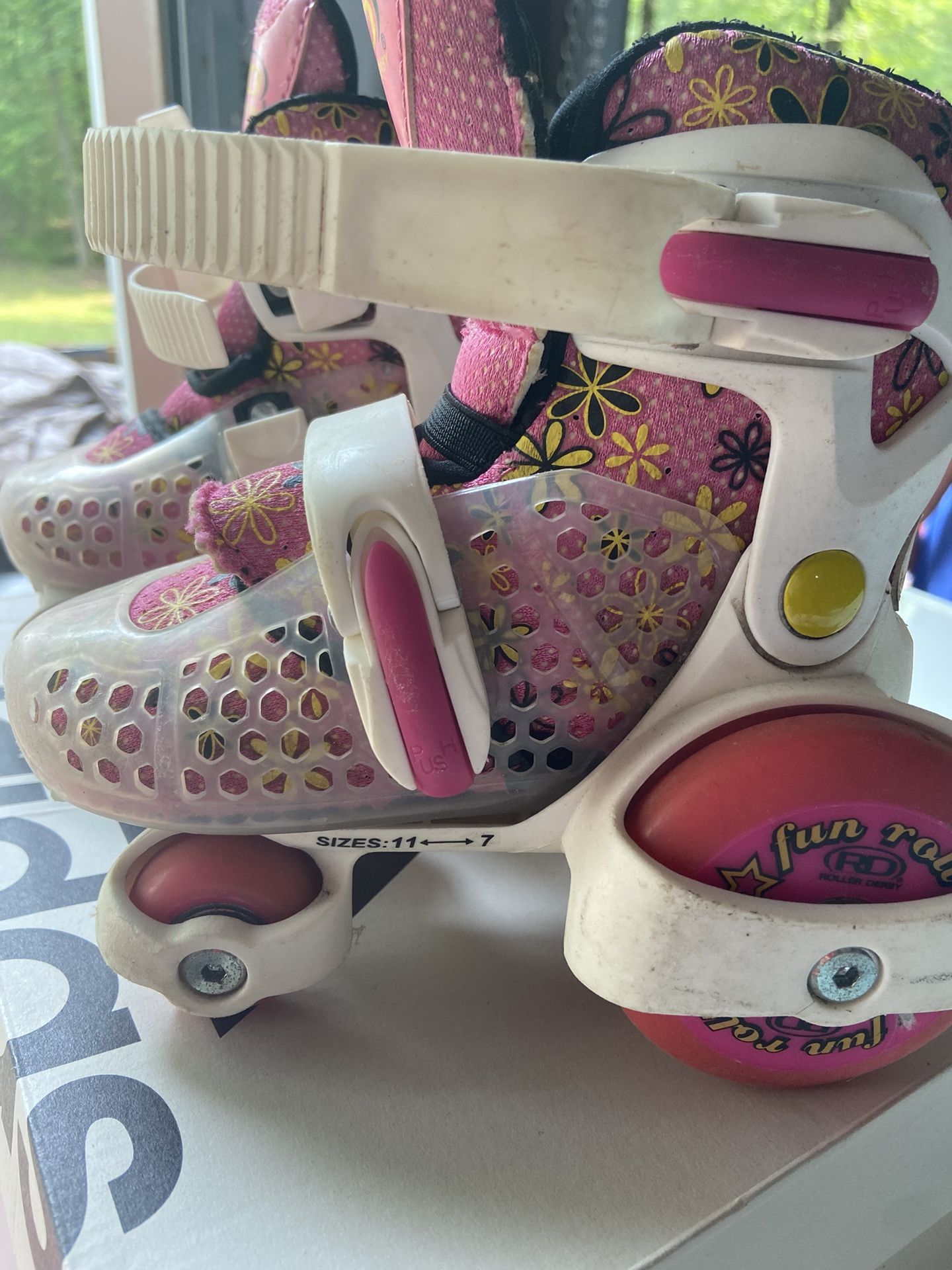 Adjustable Girls Roller Skates