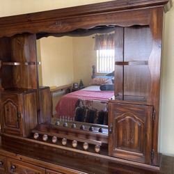 Hutch - FREE!! for dresser - Solid Wood