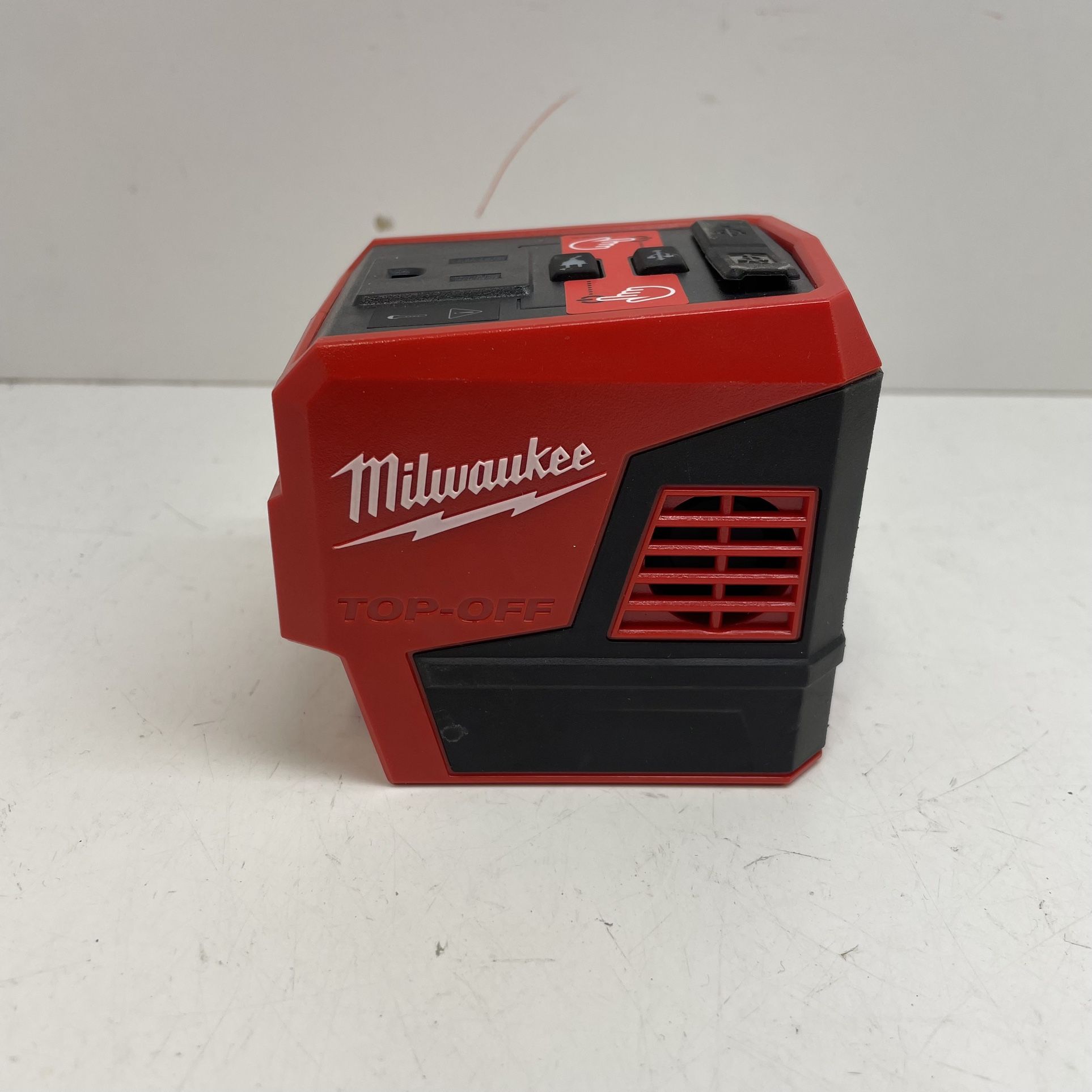Milwaukee M18 Power Supply 201680/15