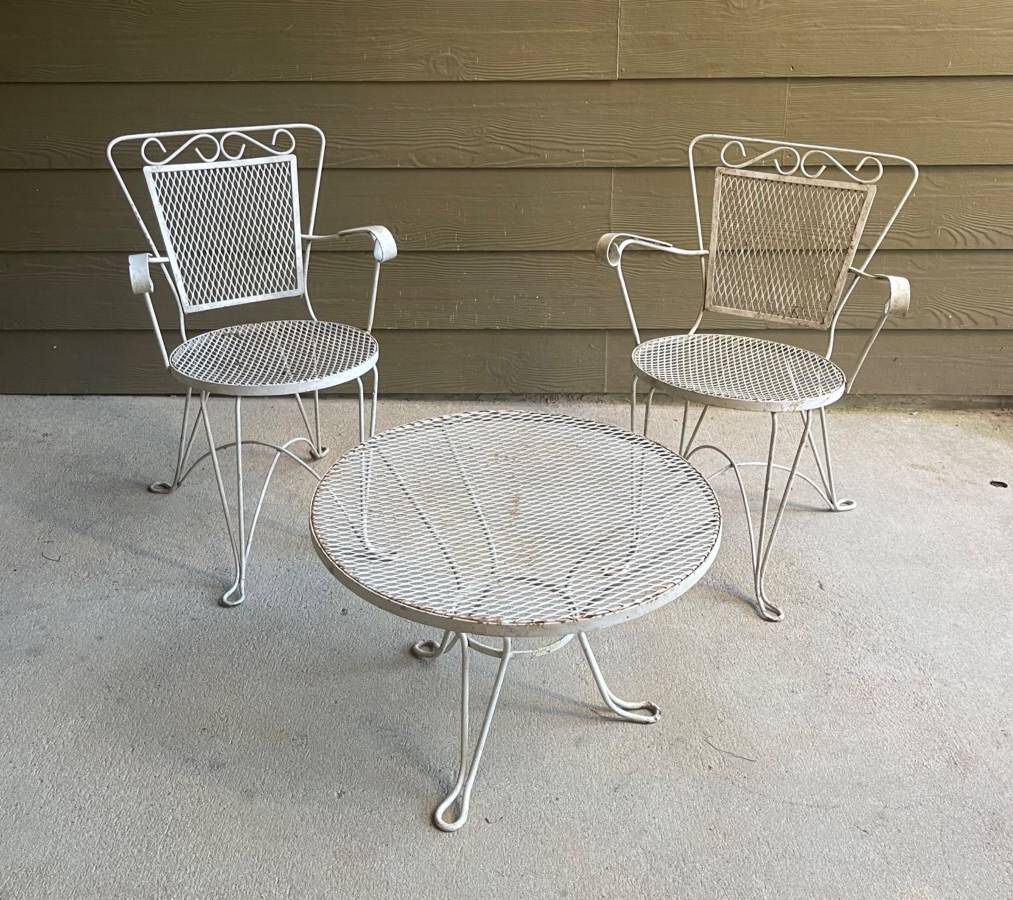 Antique Iron Mesh Mid Century Small Chairs And Table Patio Furniture Set