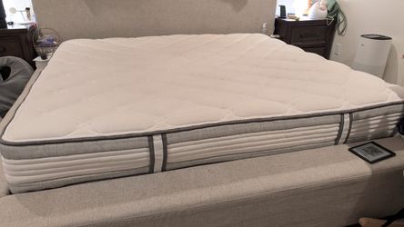 King Size Firm Hybrid Mattress