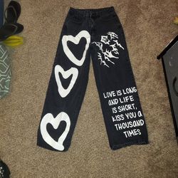 Graphic Jeans