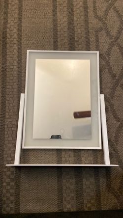 LED VANITY MIRROR