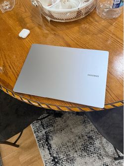 Samsung - Galaxy Book4 Edge - Copilot+ PC - 16" AMOLED Touch-Screen Laptop - Snapdragon X Elite