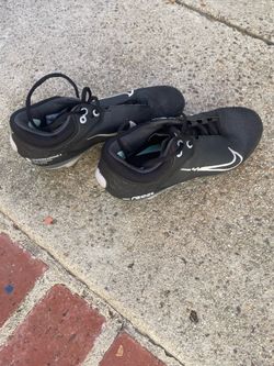 Nike softball cleats