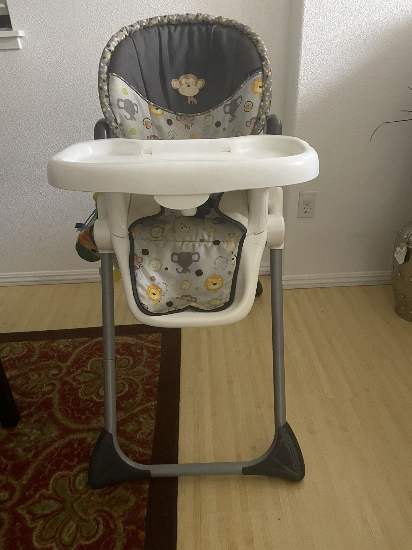 Baby Trend Kids High chair