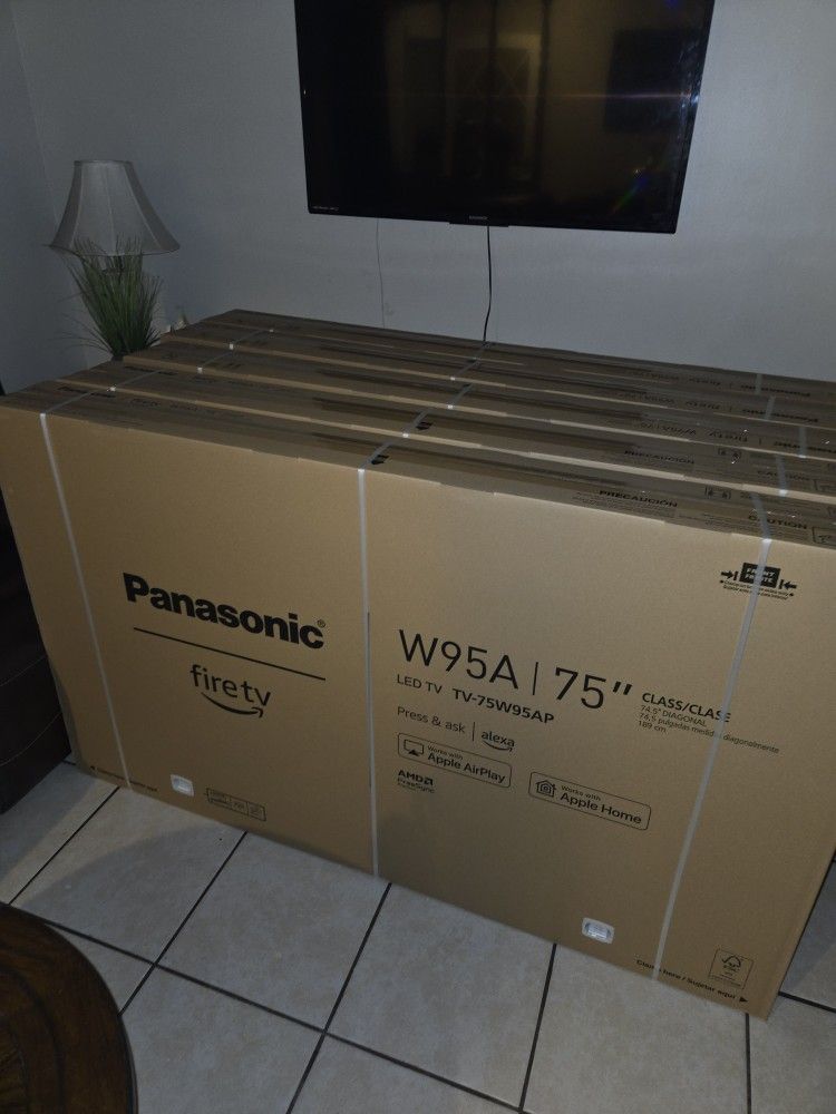 PANASONIC TV 75" 4K HDR