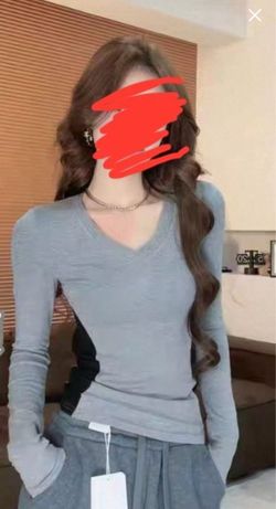 Women Tee Size XS