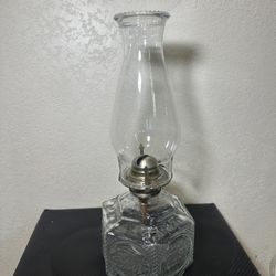 Vintage 16" Lamplight Farms Horse & Buggy Embossed Glass Oil Lamp W/ Chimney 