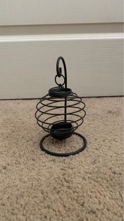 Spiral hanging tea light holder with hanging bracket
