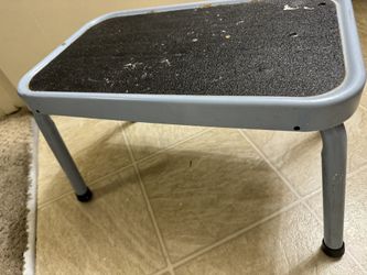 Step Stand / Banc