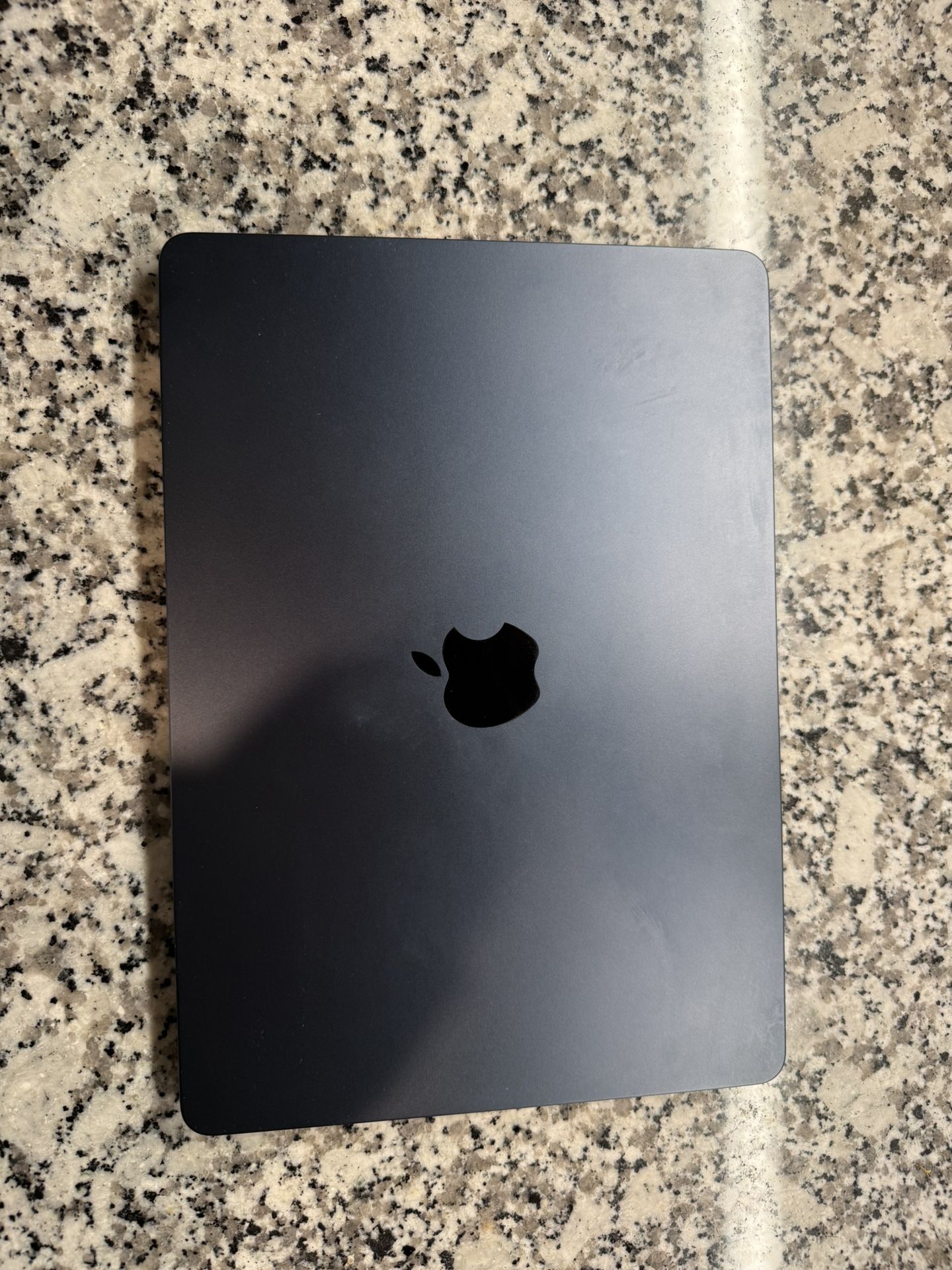 MacBook Air M2 13in. Midnight