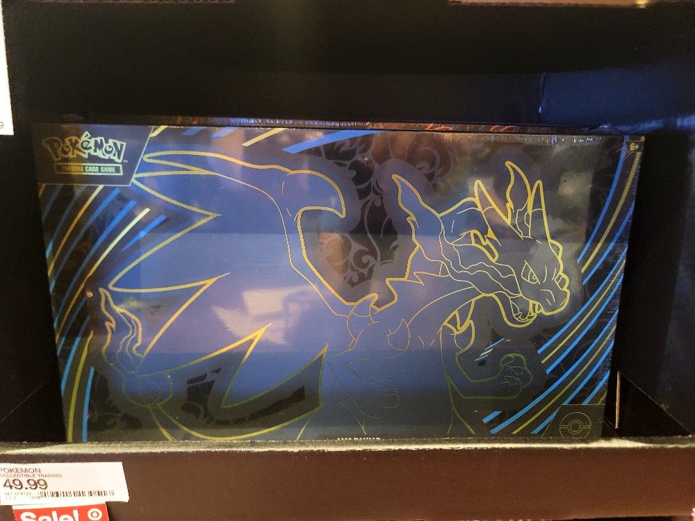 Pokémon - Trading Card Game: Mega Charizard X ex Ultra-Premium Collection