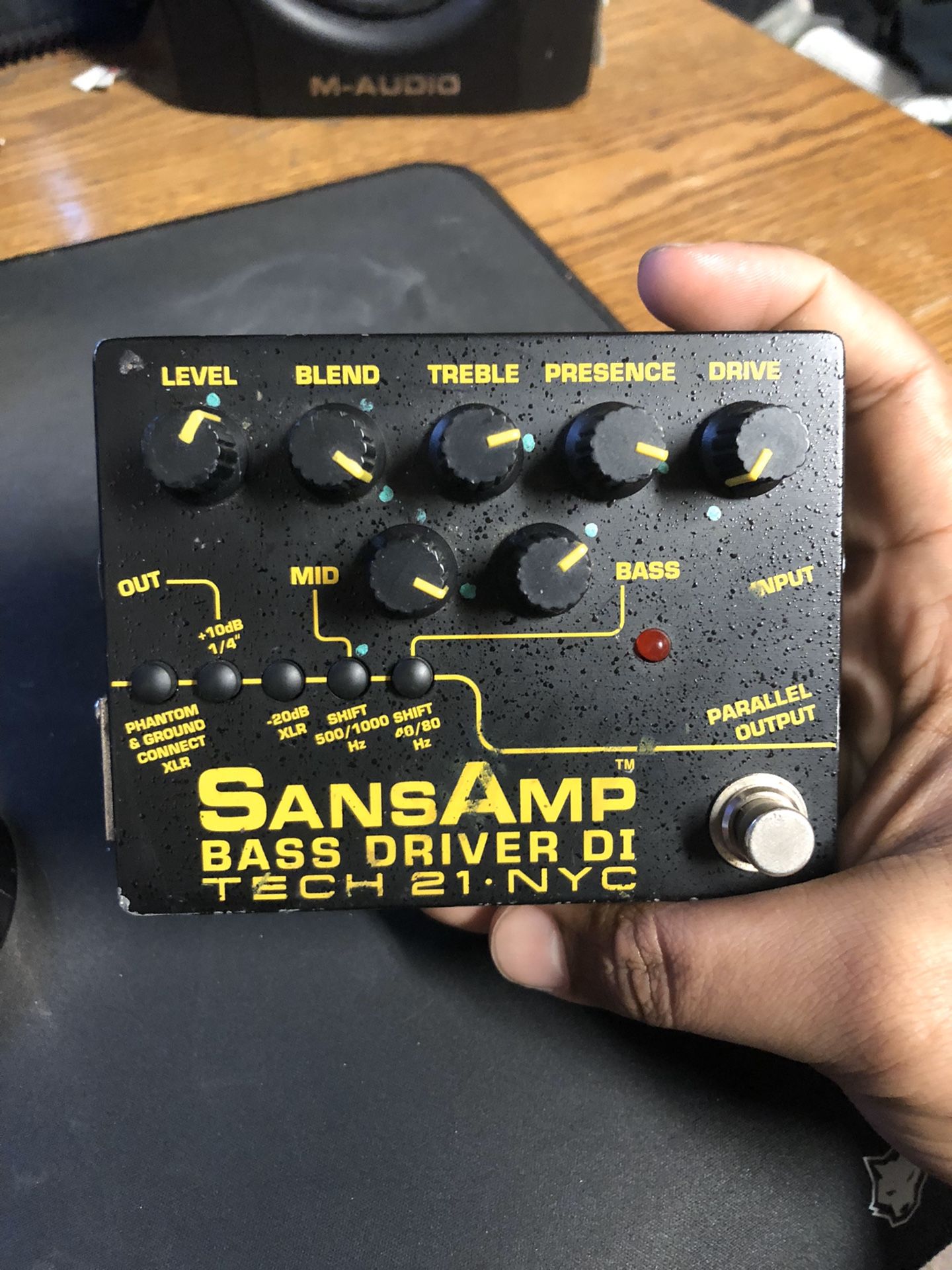 TECH 21 SANSAMP BASS DRIVER DI EFFECTS PEDAL