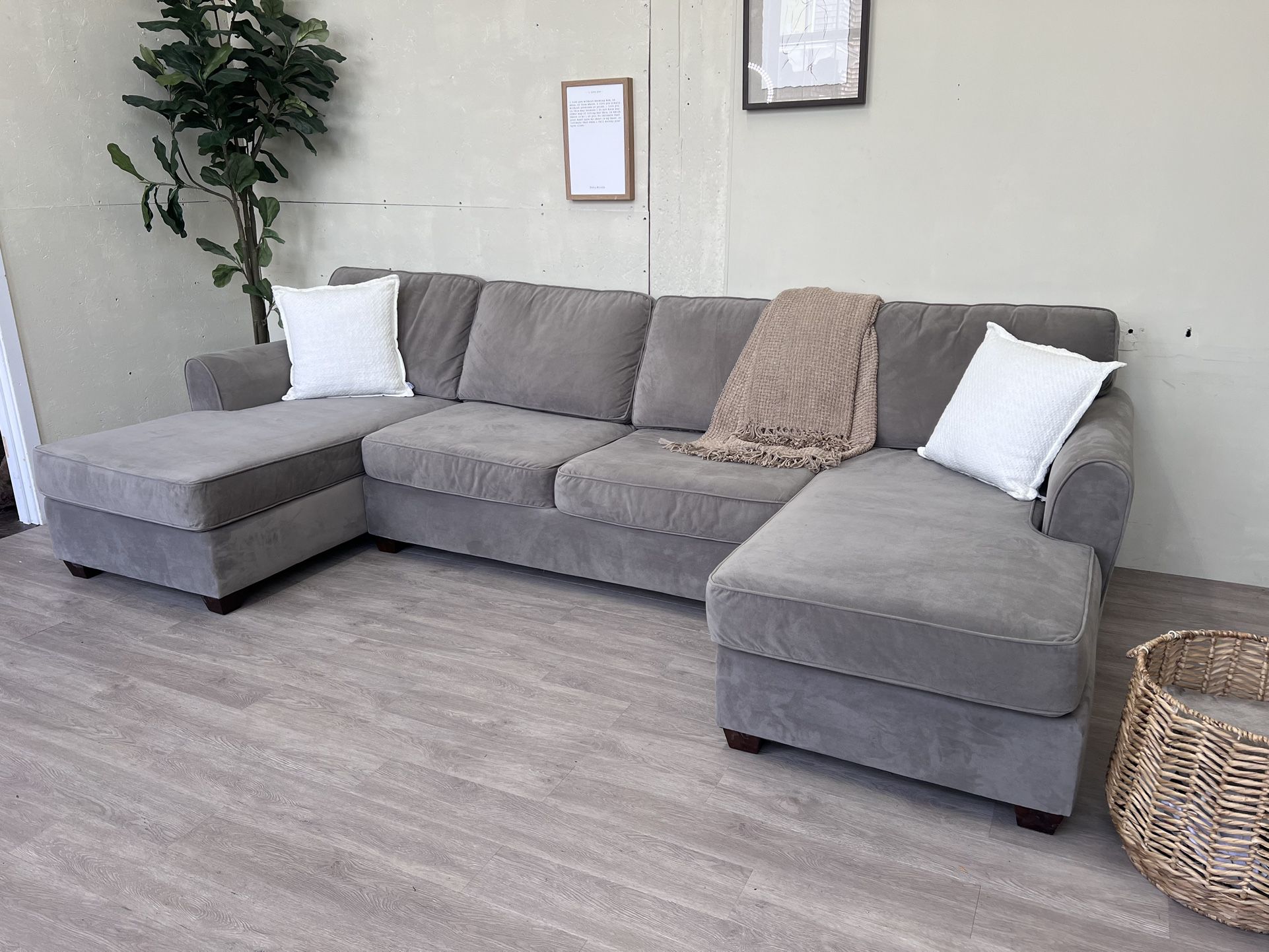 FREE DELIVERY! 🚚 - Jordan’s Furniture Bauhaus Gray Suede U Sectional Couch with 2 Chaises