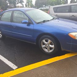 2004 Ford Taurus