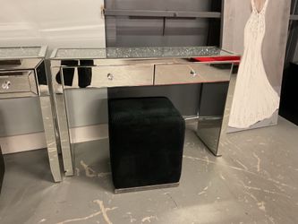 🔥 Beautiful  Vanity  On Sale Now Only $499🔥🔥