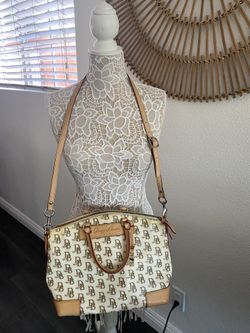 Dooney & Bourke Bag