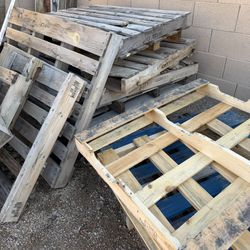 10+ Wooden Pallets Assorted Sized $25 for all