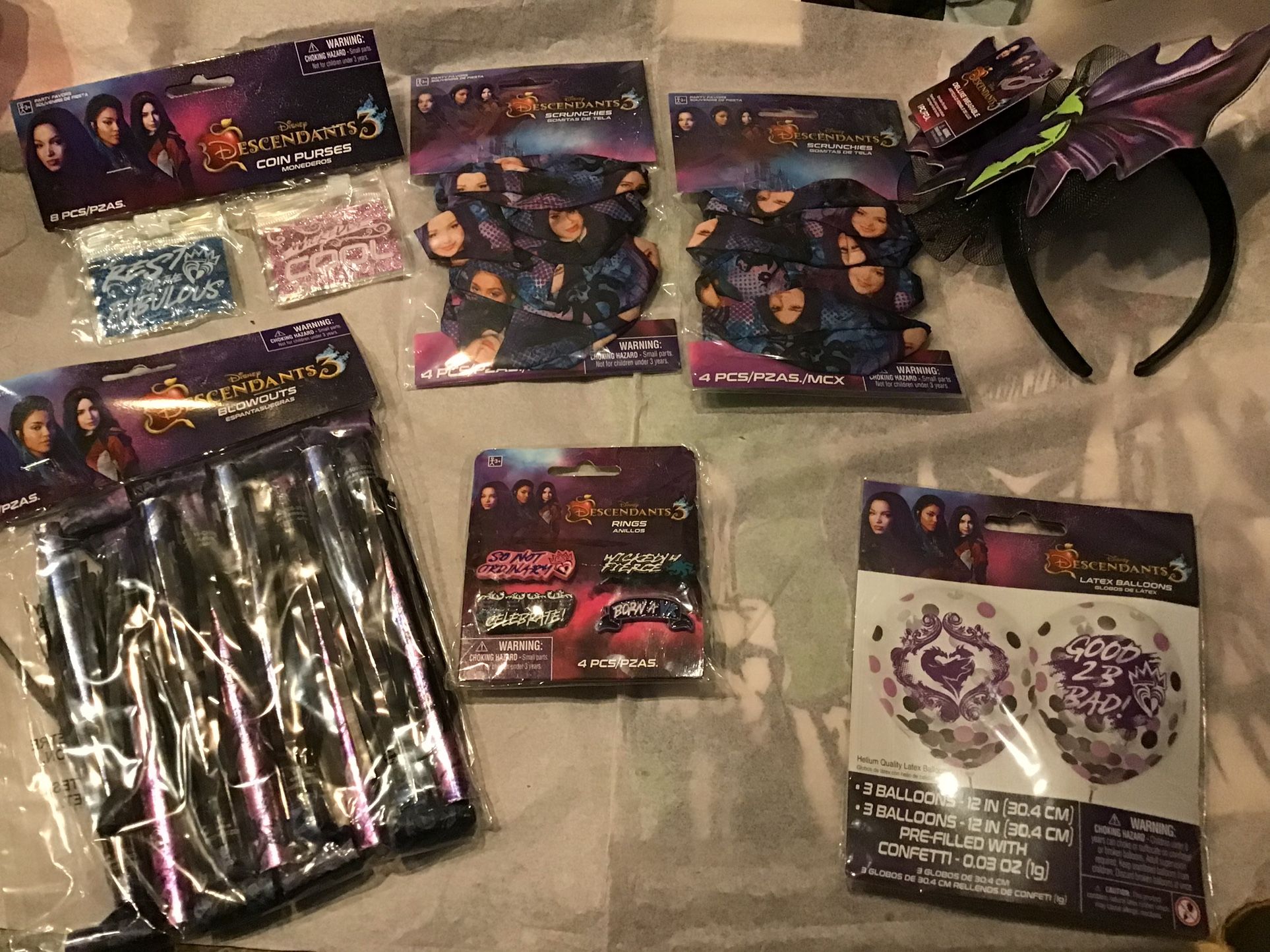 Disney Descendants 3 Birthday Party Party Supplies Bundle -NEW
