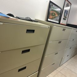 Filing Cabinets 