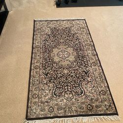 2 Small Silk Rugs - 100% Silk