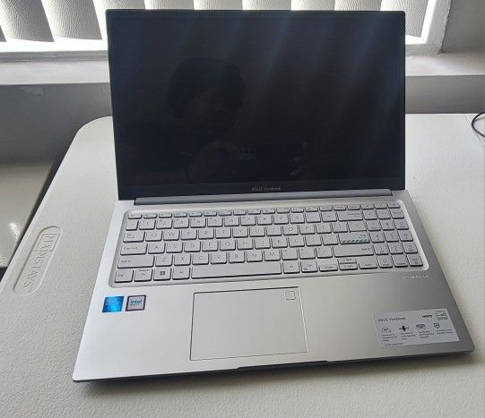 ASUS Vivobook Laptop - Touch Screen